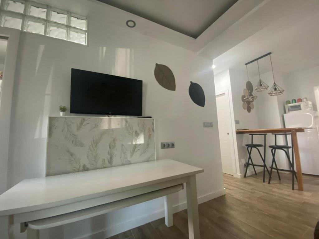 Family Apartment In Triana Севилья Экстерьер фото